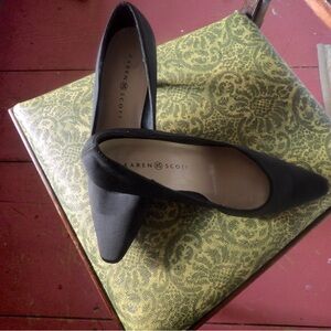 Karen Scott black heels size 7.5 M